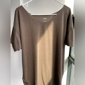 UNIQLO oversized T-shirt